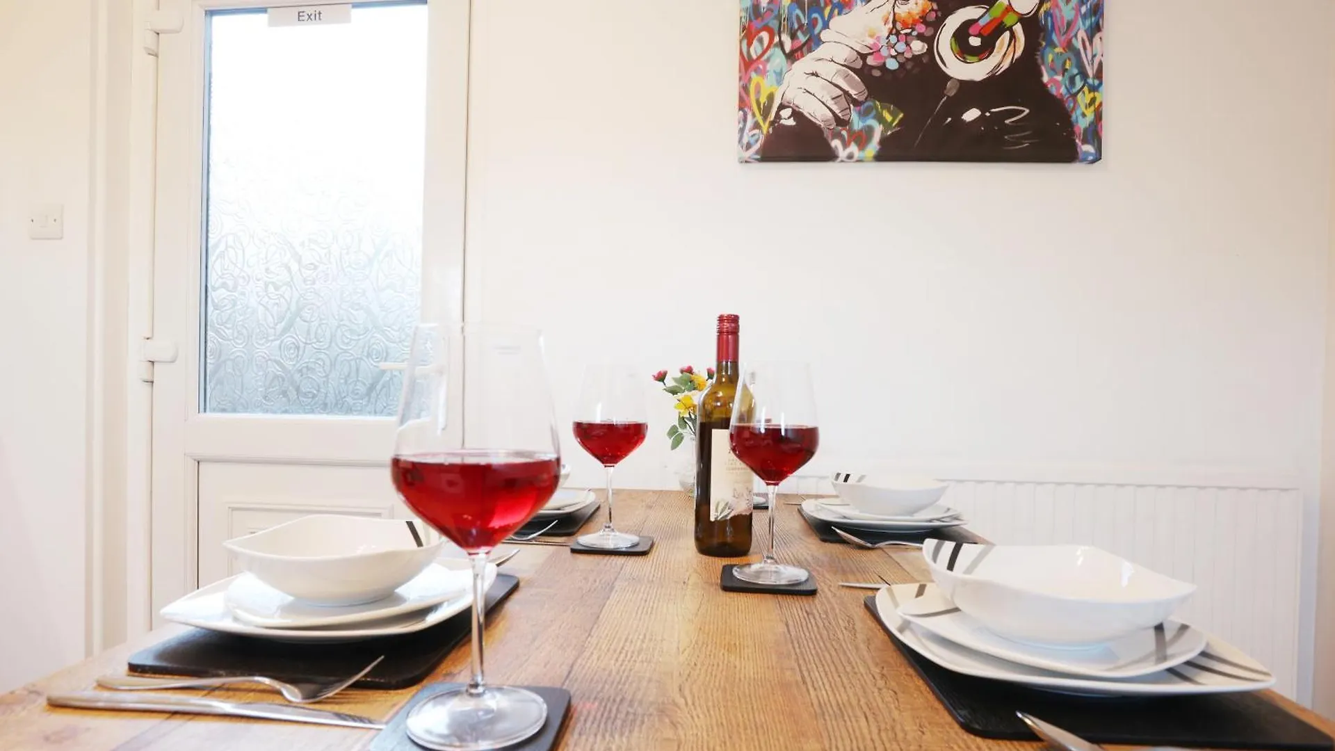 Highfield Place By N And N Stays, Great Location, Plenty Of On Street Parking, Perfect For Contractors, Workers & Families Visiting Bath, Great Disc For Long Stays Avaialable Appartement Bath